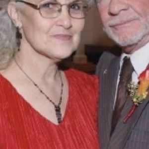 Meet your Posher, Gloria